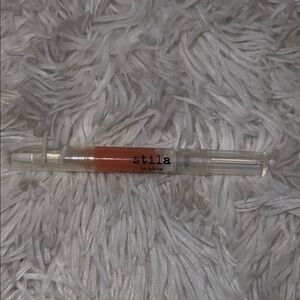 Stila Lip Glaze in Vibrant Orange